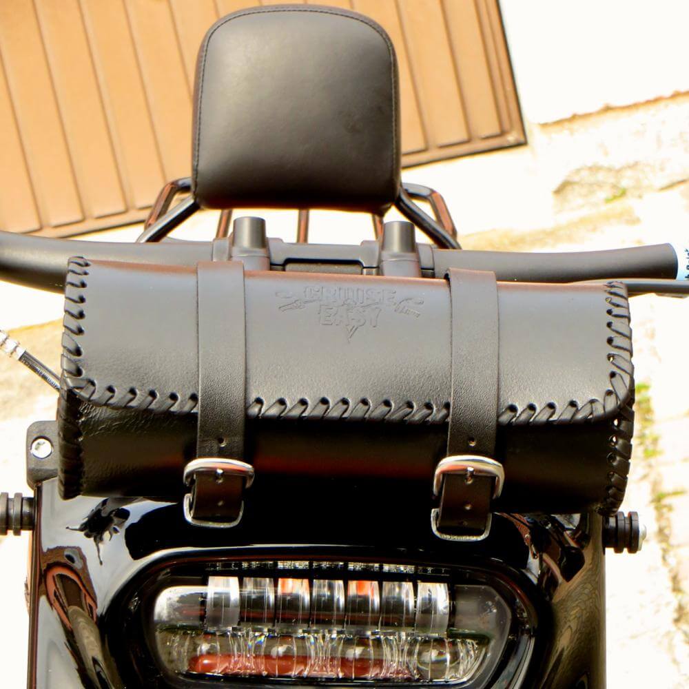 CruiseEasy Motorrad Werkzeugtasche - 100% Echtleder - Texas Modell (ca. 3,3 l)